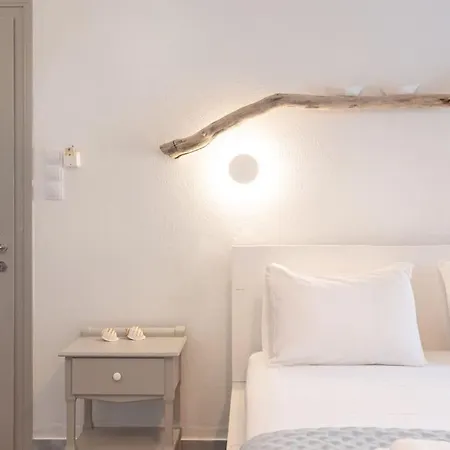 Swell S6 New In Naousa (Paros)