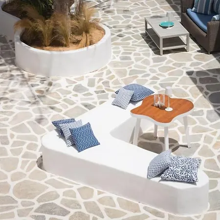 Swell S6 New In Naousa (Paros)